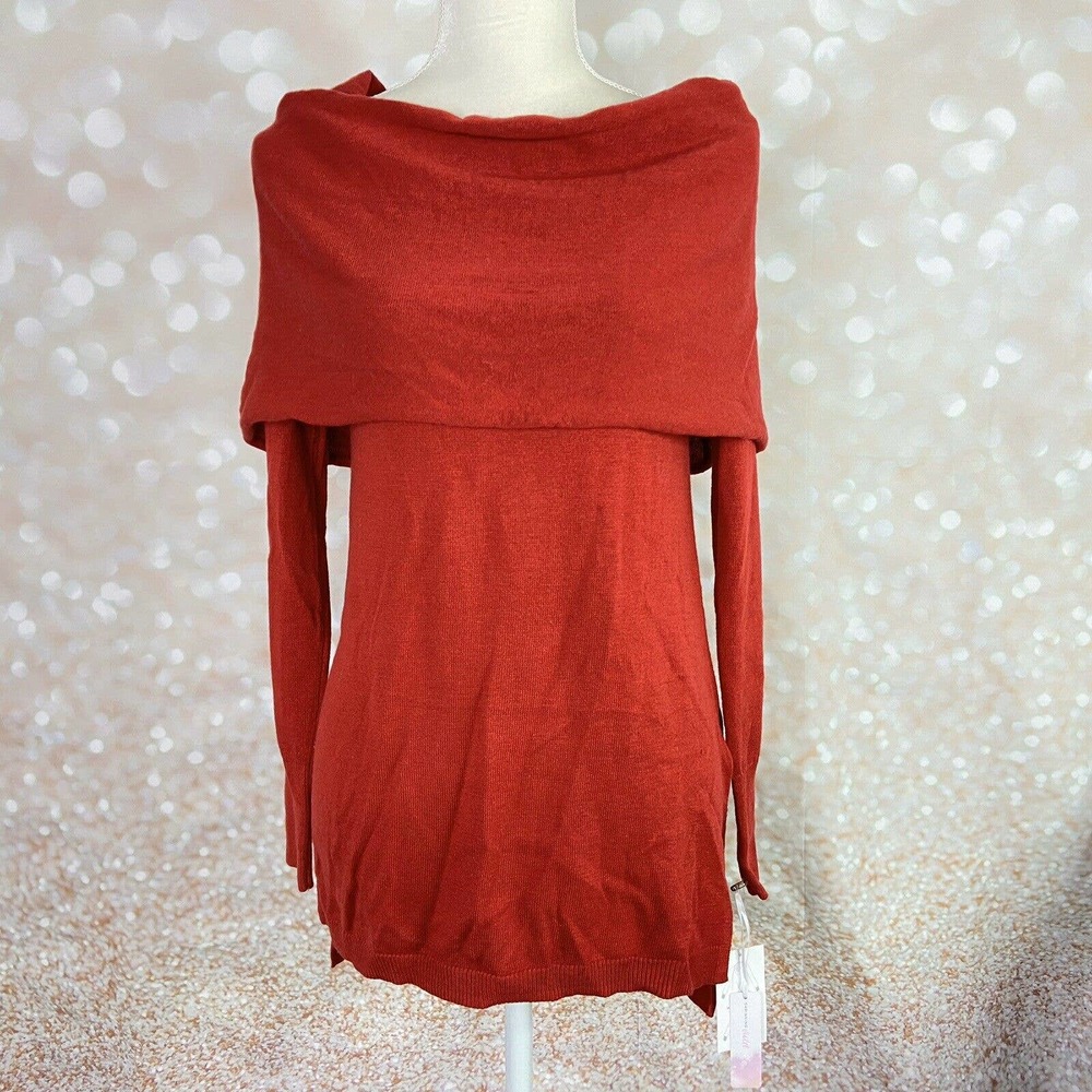 Shrinking Violet Pullover Sweater Small 2 Way Wear